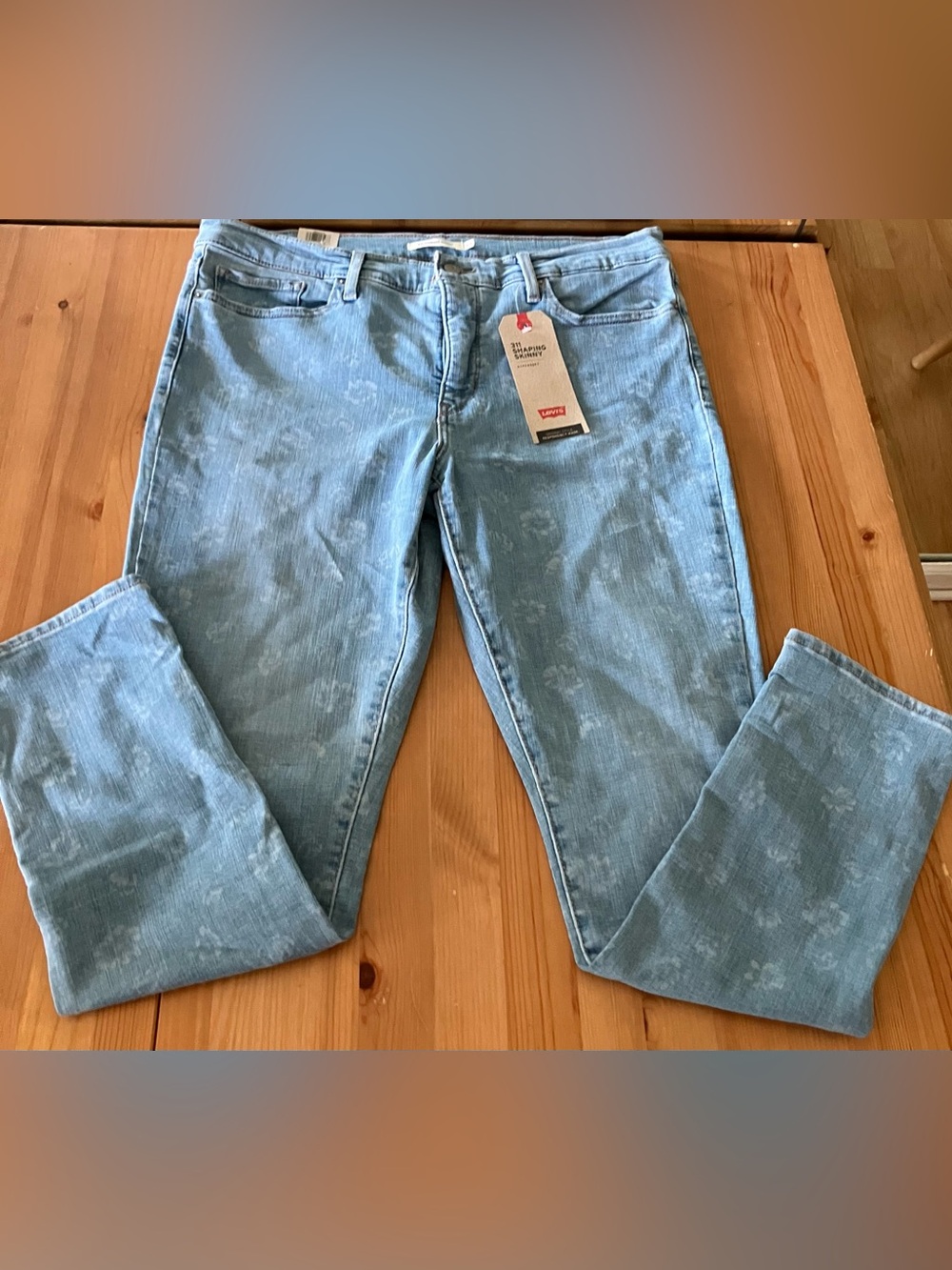 NWT Levi's Sculpt Hypersoft 311 Shaping Skinny Women's Light Blue Jeans SZ 33x30